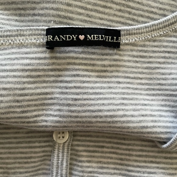 brandy melville grey striped zelly top - Picture 2 of 3